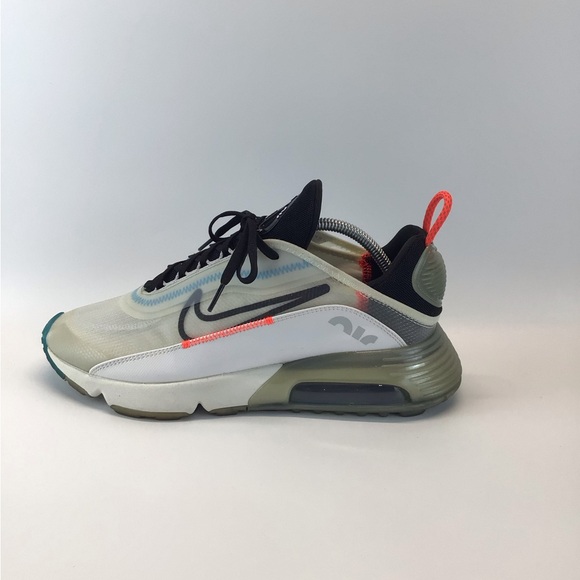 Nike Air Max with Teal and Black Highlights Men’s Size 10 - Picture 3 of 8